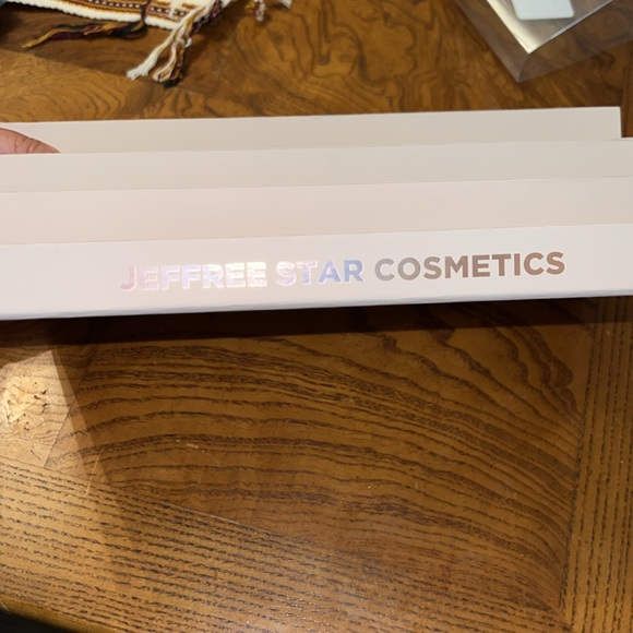 Jeffree Star lipstick display - Picture 3 of 3